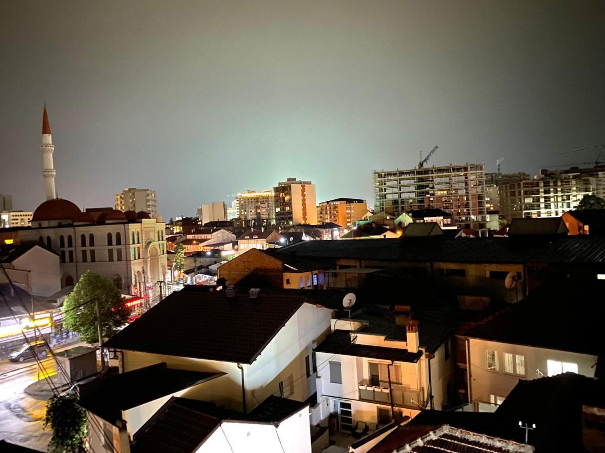 Hotel Sara Pristina Buitenkant foto