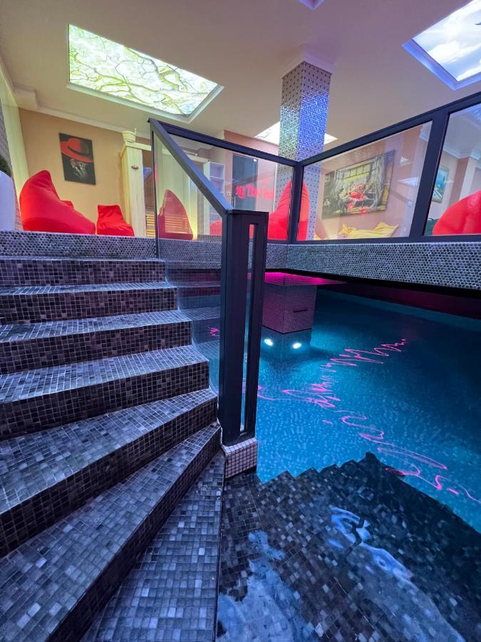 Hotel Sara Pristina Buitenkant foto