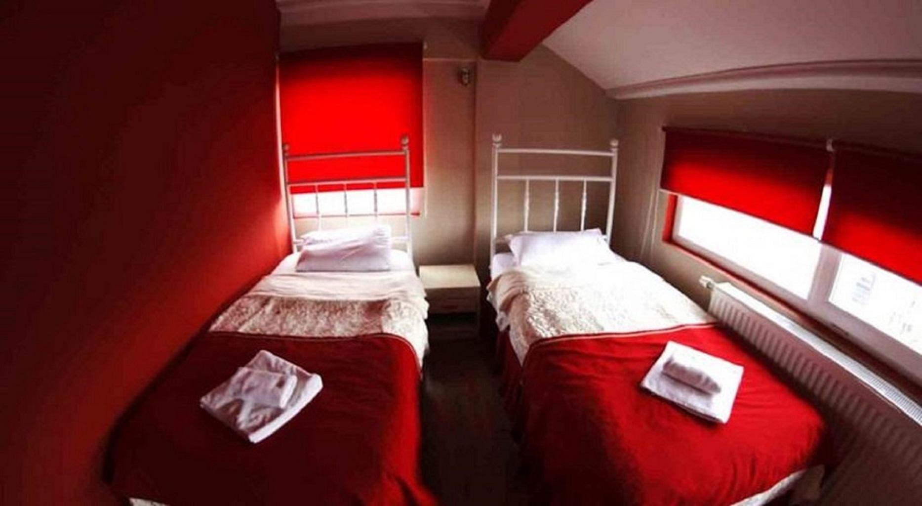 Hotel Sara Pristina Buitenkant foto