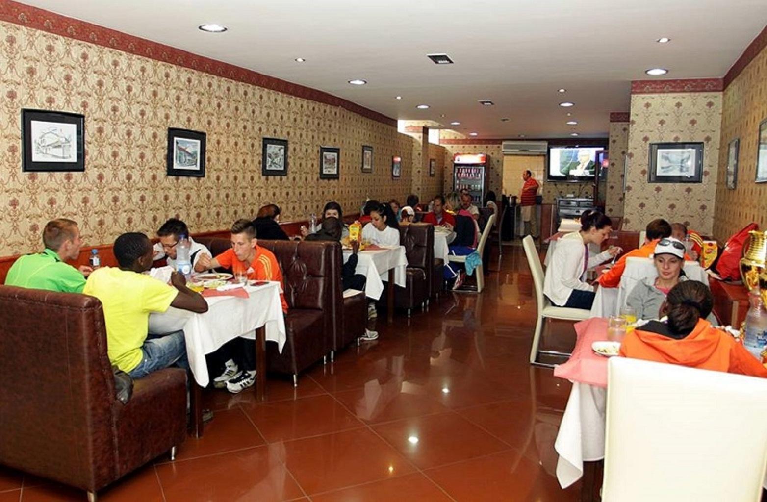 Hotel Sara Pristina Buitenkant foto