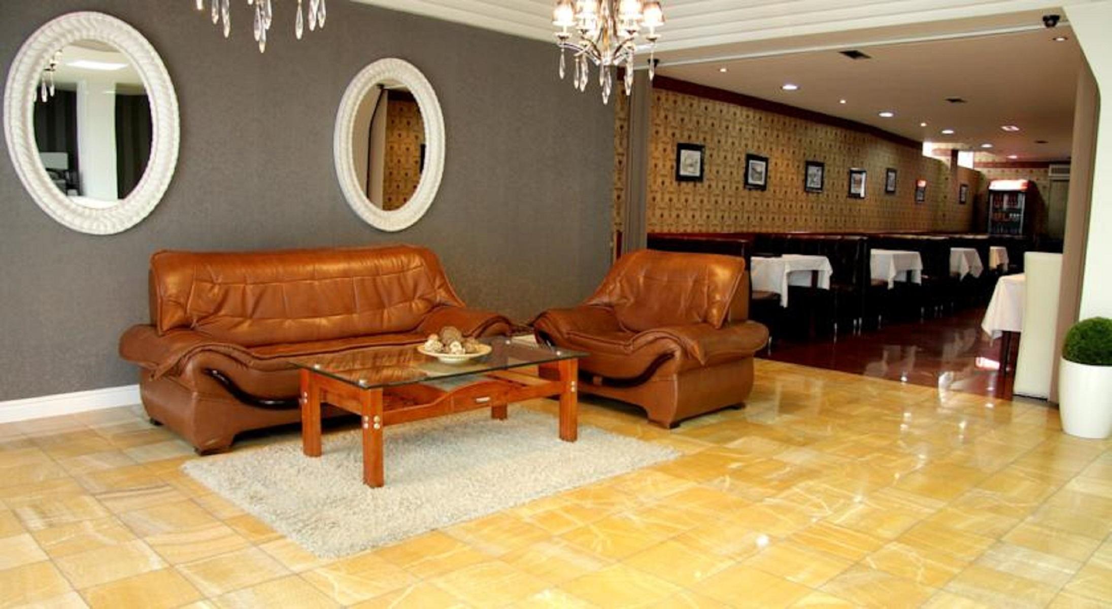 Hotel Sara Pristina Buitenkant foto